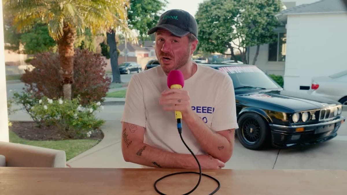 BMW E30 325is, still from the video