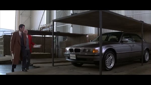 BMW E38 7 Series, still from the video
