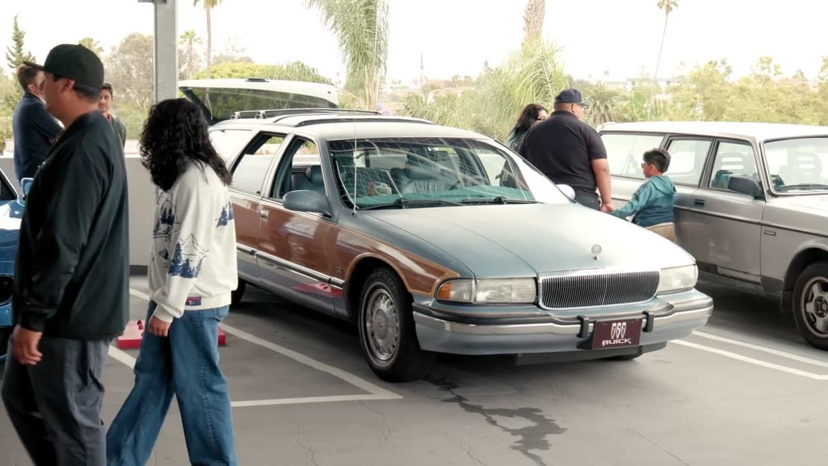 Buick Roadmaster Limited Estate Wagon, still from the video