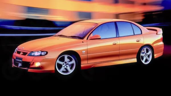 Holden HSV VX ClubSport, still from the video