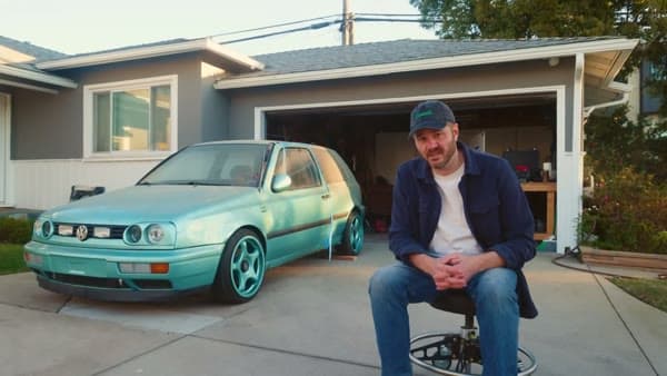 Volkswagen Golf Mk3, still from the video