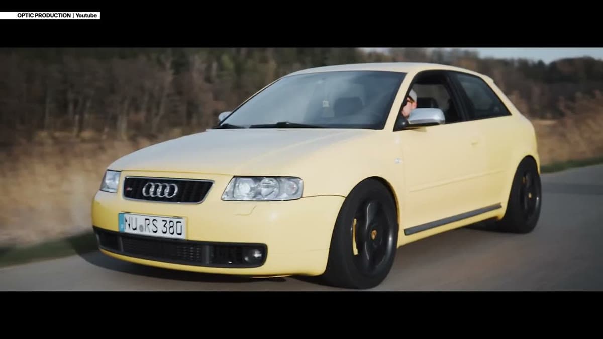 Audi S3 (8L), still from the video