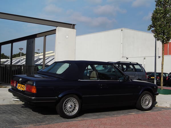 BMW E30 3 Series Convertible, still from the video