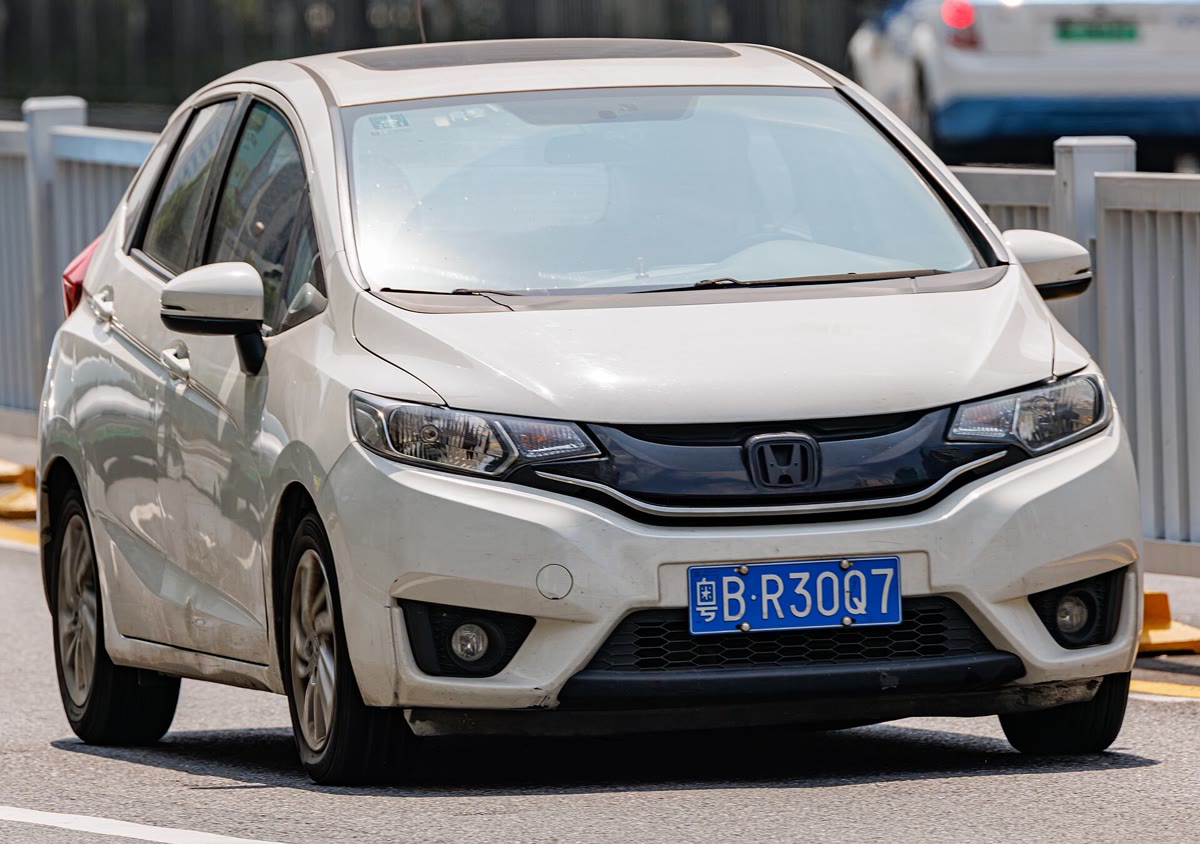 Honda Fit, still from the video