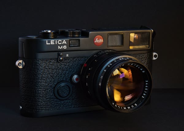 Leica M6, still from the video