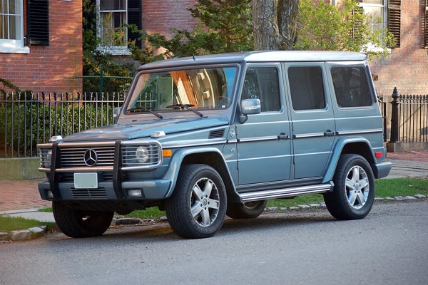 Mercedes-Benz G-Wagon, still from the video