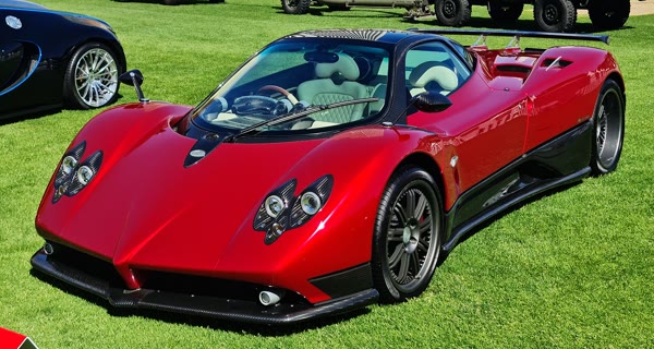 Pagani Zonda, still from the video