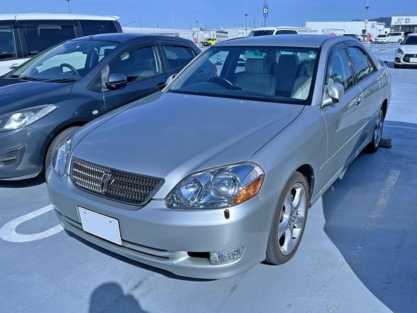 Toyota Mark II (JZX110), still from the video