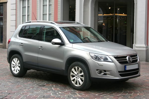 Volkswagen Tiguan (1st gen), still from the video
